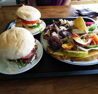 Big Barramundi BBQ Garden - Accommodation Port Macquarie