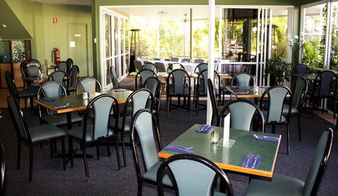 KBR’s Licensed Restaurant - Accommodation Port Macquarie 3