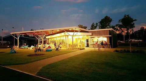 The Foreshore Restaurant & Cafe - Accommodation Port Macquarie 0