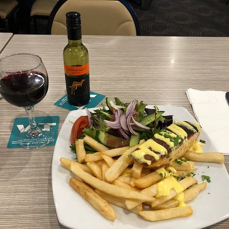 The Valley Tavern - Accommodation Port Macquarie 5