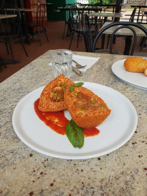 Alfonsino's Italian Porchetta Bar And Pizzeria - Accommodation Port Macquarie 6