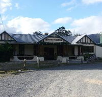 Pub in the Paddock - Accommodation Port Macquarie