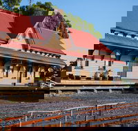 Tracks on Point - Accommodation Port Macquarie