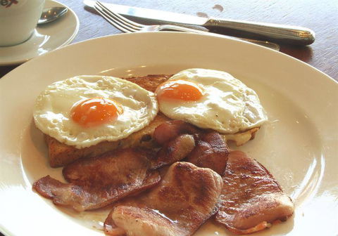 Funkies - Accommodation Port Macquarie 8