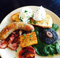 Tracks - Accommodation Port Macquarie