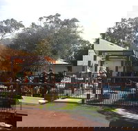 Goodfellas at the Tuckshop - Accommodation Port Macquarie