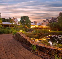 Willow Grill - Accommodation Port Macquarie