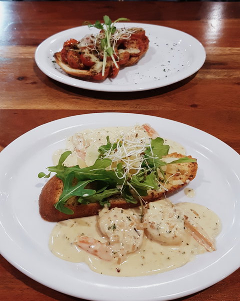 Yak On The York - Accommodation Port Macquarie 2