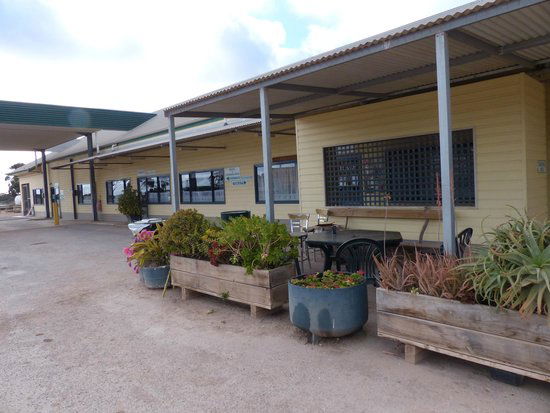 Caiguna WA Accommodation Port Macquarie