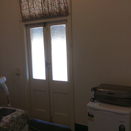 Yoting WA Accommodation Port Macquarie