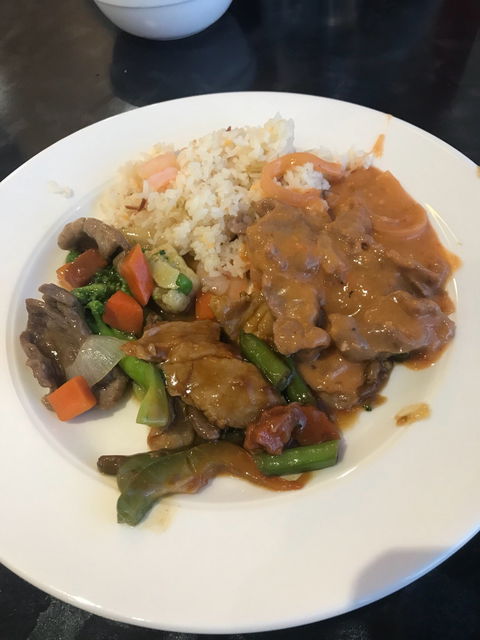 Queen Bee Indonesian And Chinese Restaurant - Accommodation Port Macquarie 7