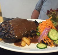 Plough and Harrow Pub and Restaurant - Accommodation Port Macquarie