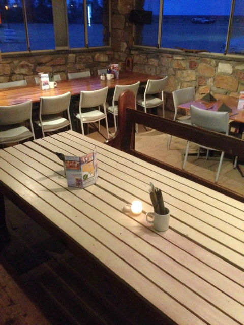 Dingo's Diner William Creek - Accommodation Port Macquarie 4