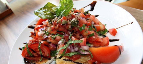 Village Lane Cafe & Wine Bar - Accommodation Port Macquarie 3