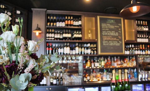 Village Lane Cafe & Wine Bar - Accommodation Port Macquarie 5