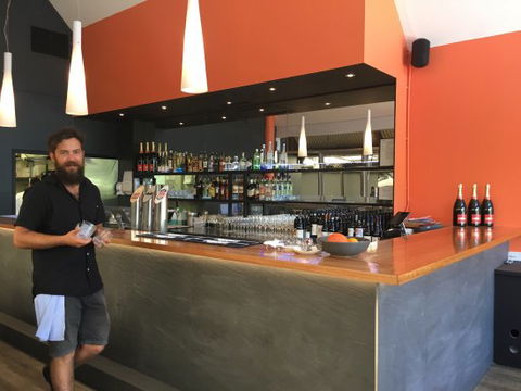 Noosa Oyster & Wine Bar - Accommodation Port Macquarie 0