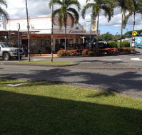 Famishes Cafeteria - Accommodation Port Macquarie