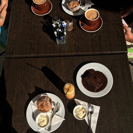 Zoe's Coffee Shop - Accommodation Port Macquarie 0