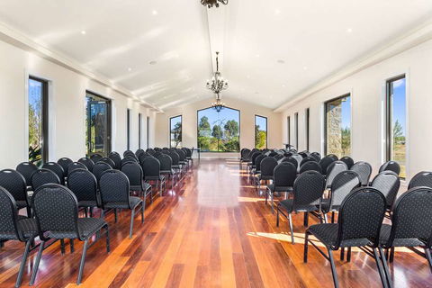 Quality Suites Point Cook Seasons 5 - Accommodation Port Macquarie 13