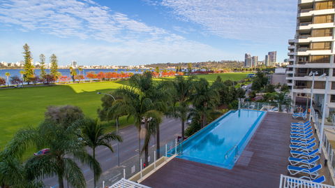 Crowne Plaza Perth - Accommodation Port Macquarie 0