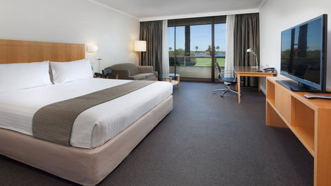 Crowne Plaza Perth - Accommodation Port Macquarie 5