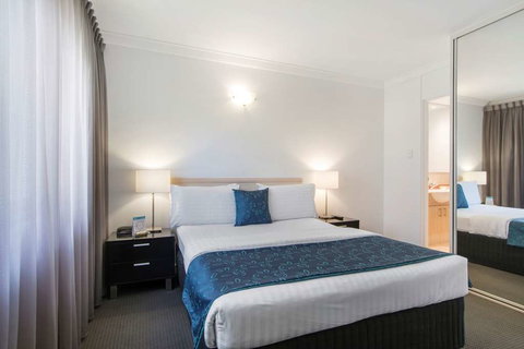 The Peninsula Riverside Apartments - Accommodation Port Macquarie 11