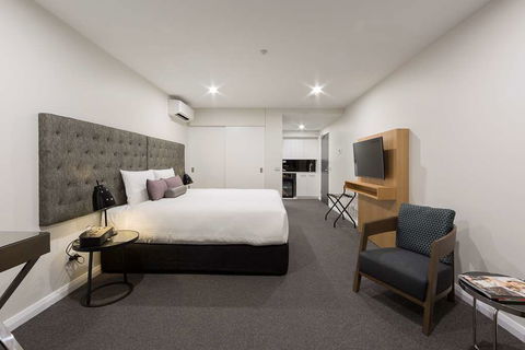 Avenue Hotel Canberra - Accommodation Port Macquarie 4