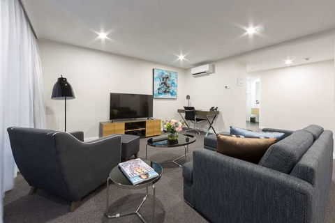 Avenue Hotel Canberra - Accommodation Port Macquarie 9