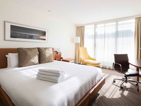 Novotel Canberra - Accommodation Port Macquarie 3