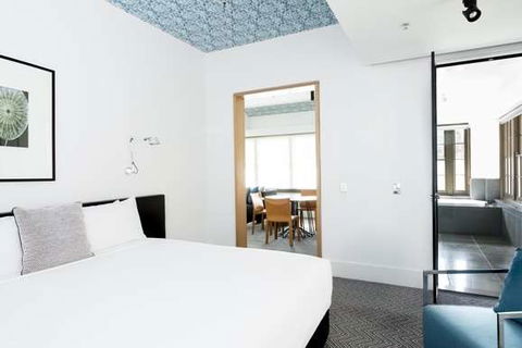 Peppers Gallery Hotel, Canberra - Accommodation Port Macquarie 12