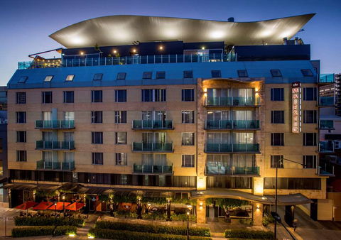 Majestic Roof Garden Hotel - Accommodation Port Macquarie 0