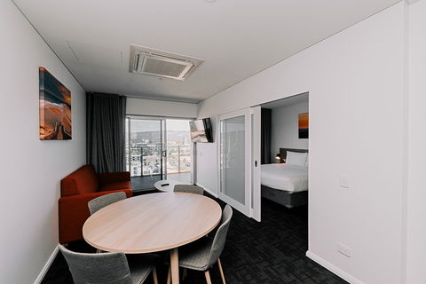Tom's Court Hotel - Accommodation Port Macquarie 13
