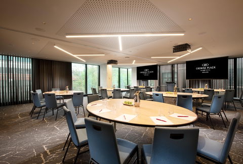 Crowne Plaza Adelaide - Accommodation Port Macquarie 8