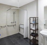 Meriton Serviced Apartments North Sydney - Accommodation Port Macquarie