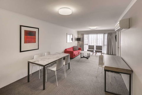 Adina Serviced Apartments James Court - Accommodation Port Macquarie 5