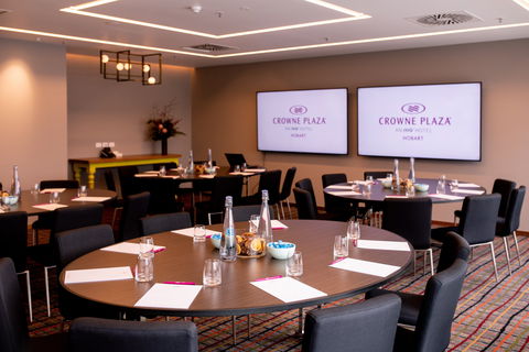 Crowne Plaza Hobart - Accommodation Port Macquarie 10