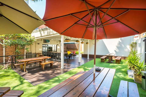 Nightcap At Regents Park Hotel - Accommodation Port Macquarie 9