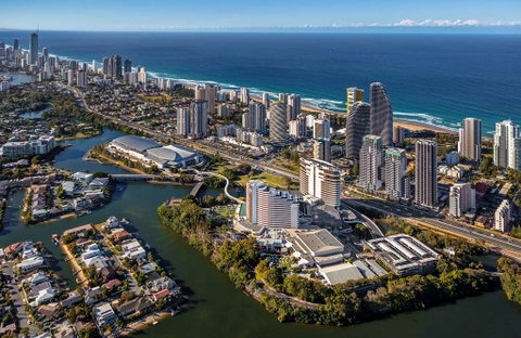 The Star Grand Hotel, Gold Coast - Accommodation Port Macquarie 2
