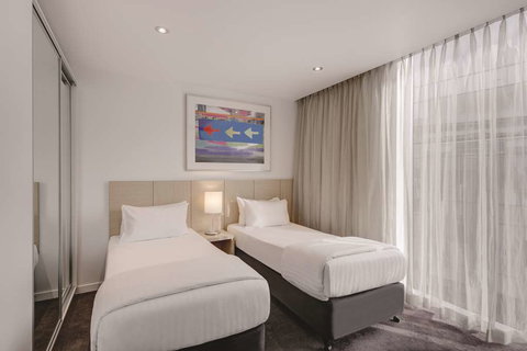 Travelodge Melbourne Docklands - Accommodation Port Macquarie 13
