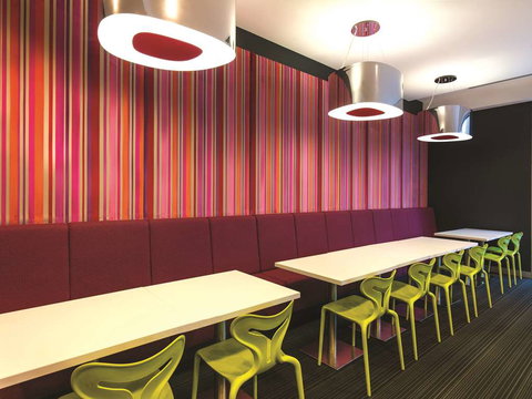 Travelodge Melbourne Docklands - Accommodation Port Macquarie 17