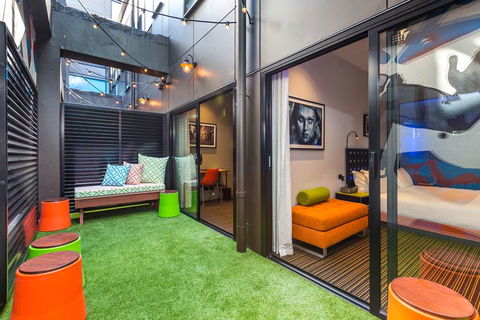 The Constance - Accommodation Port Macquarie 15