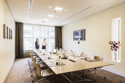 Fraser Suites Sydney - Accommodation Port Macquarie 7