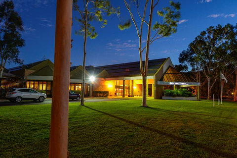 DoubleTree By Hilton Hotel Alice Springs - Accommodation Port Macquarie 1