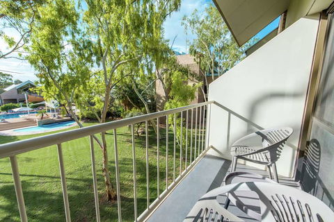 DoubleTree By Hilton Hotel Alice Springs - Accommodation Port Macquarie 5