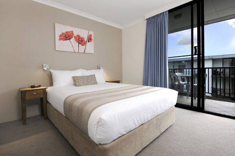 Assured Waterside Apartments - Accommodation Port Macquarie 1