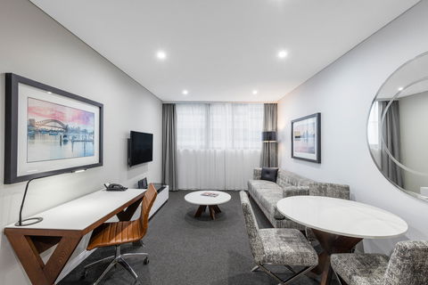 Meriton Serviced Apartments North Sydney - Accommodation Port Macquarie 1