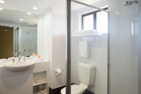 Palm Royale Cairns - Accommodation Port Macquarie 2