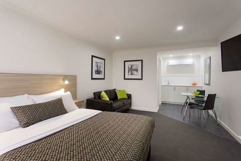 Hamilton Lonsdale Motel - Accommodation Port Macquarie 0