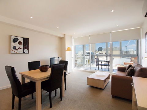 IStay Precinct - Accommodation Port Macquarie 2