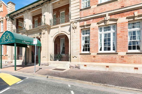 Quality Hotel Regent Rockhampton - Accommodation Port Macquarie 1